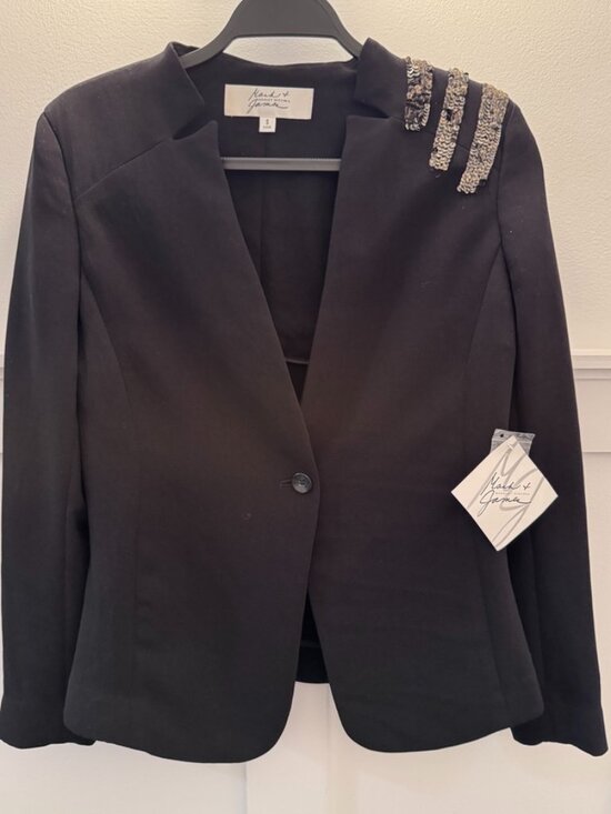 Mark + James Badgley Mischka Jackets & Blazers - Mark & James Badgley Mischka Black Blazer Embellished Shoulder NWT, Small